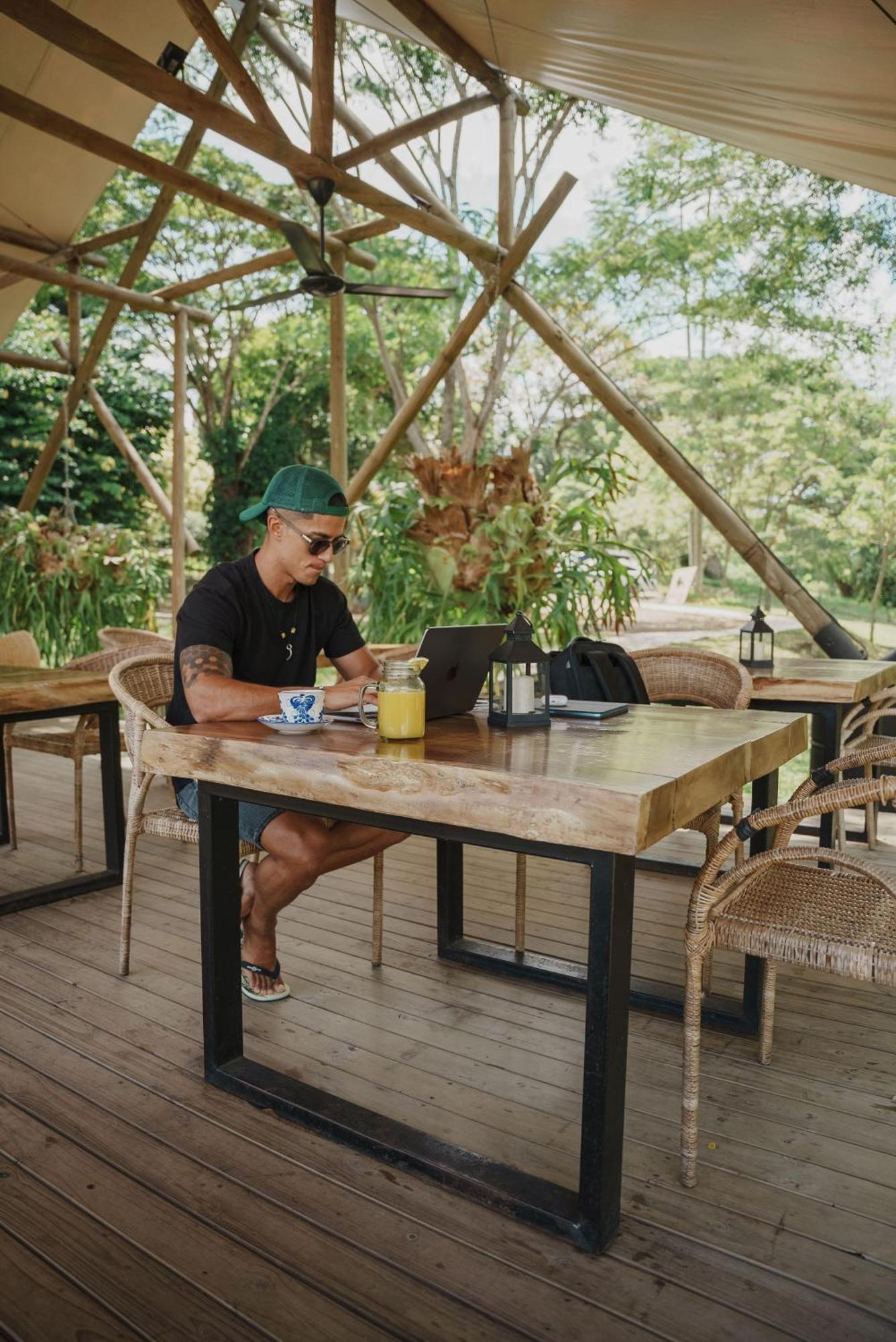 Glamping Entre Rios Hotel Calarca Ngoại thất bức ảnh